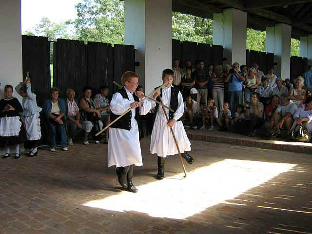 07falunap5.jpg (69446 bytes)