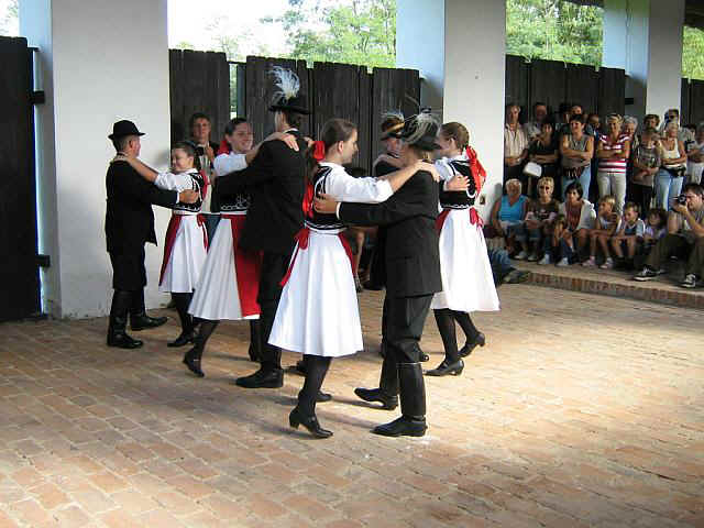 07falunap8.jpg (74616 bytes)